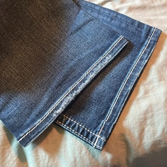 Miss Me Jeans Signature Boot, 30x32 actual JP8839BV - Picture 6 of 12